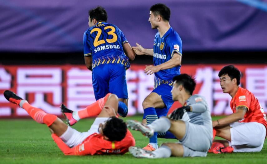 欧宝oubao官网-包含恒大主场不敌苏宁，球队需总结失败经验调整战术的词条